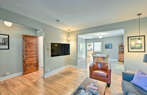 Port Gardner Casa | Sunny & Central Everett Home < 1 Mile to Dtwn!