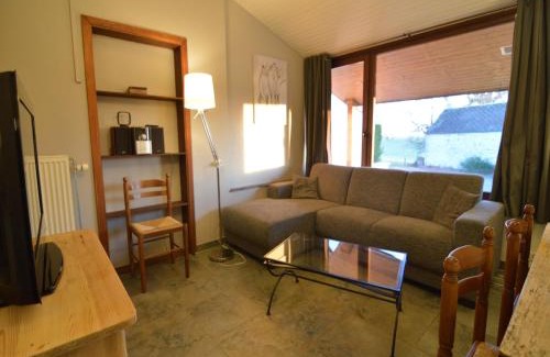 Awagne Casa | Sunny Cottage with Pool
