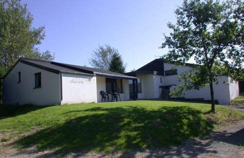Awagne Casa | Sunny Cottage with Pool