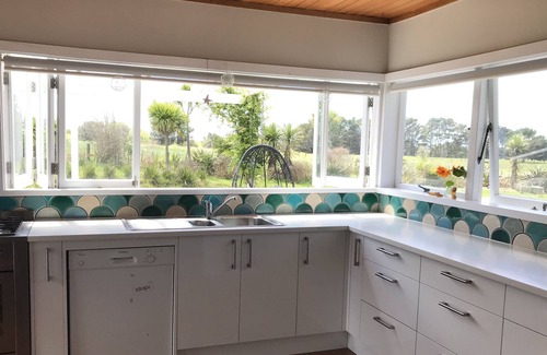Muriwai Casa | Villa soleada a 5 minutos de la playa de Muriwai