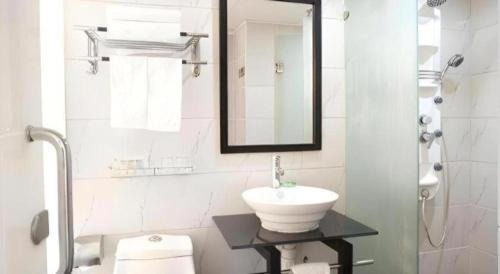 Kwun Chung Hotel | Sunny Day Hotel