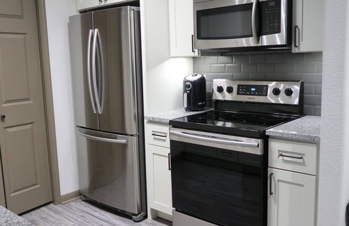 South Main Apartamento | Sunny Days R Here