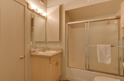 Lake Forest Casa | Sunny Daze at Dollar Point by Tahoe Getaways - Tahoe Classic w Open Floor Plan, Wood Fireplace, Close to Lake!