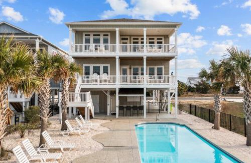 Ocean Isle Beach Casa | Sunny Daze