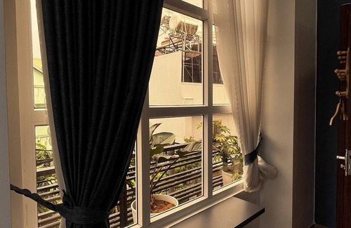 Da Lat Apartamento | Sunny doubled-balcony hotel suites in the spacious and cozy villa