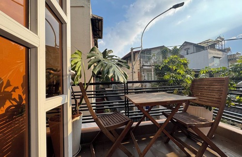 Da Lat Apartamento | Sunny doubled-balcony hotel suites in the spacious and cozy villa