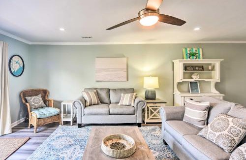 Edisto Island Casa | Sunny Edisto Island Duplex - Half Mile to Beach!