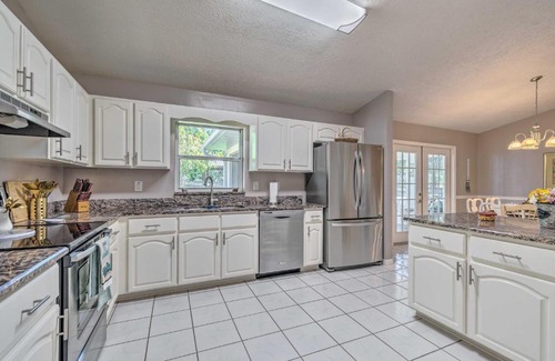Fellowship Casa | Sunny Escape, 4 Mi to World Equestrian Center