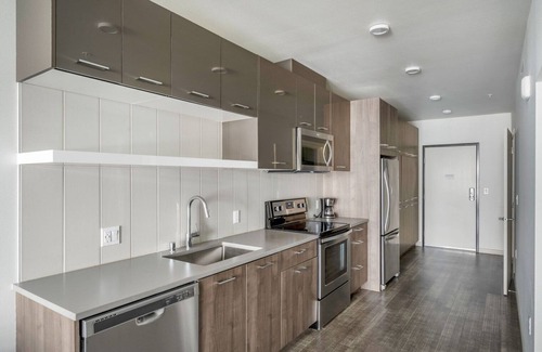 Yesler Terrace Apartamento | Sunny First Hill Jr 1BR w/ Gym, Roof & Lounge, nr Downtown, by Blueground