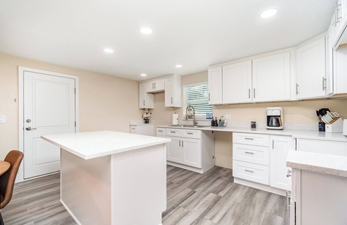 Broadview Manor Casa | Sunny Fort Myers Getaway