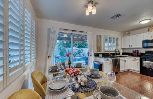 Deer Valley Casa | Sunny Free Heated Pool & Lush Backyard Home