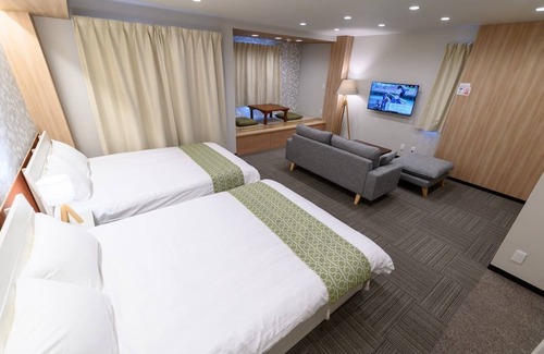 Sugamo Hotel | Sunny Fully equipped with Wifi Spacious family r / Toshima-ku Tokyo