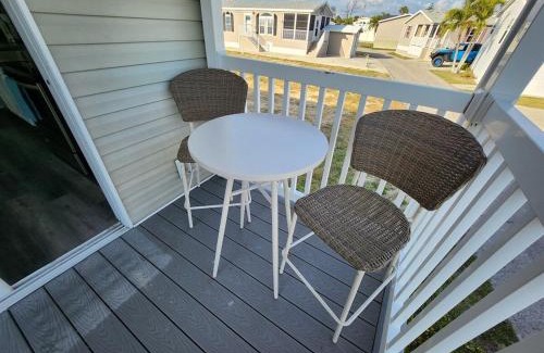 Fort Myers Beach Casa | Sunny Gulf Coast Getaway-Near Beach-Shared Pool!
