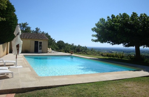 Seguret Casa | Soleada casa de vacaciones en Provenza con piscina