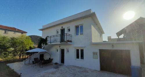 Vinisce Apartamento | sunny holiday