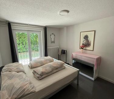 Seebach Casa | Sunny Home near Zurich Airport