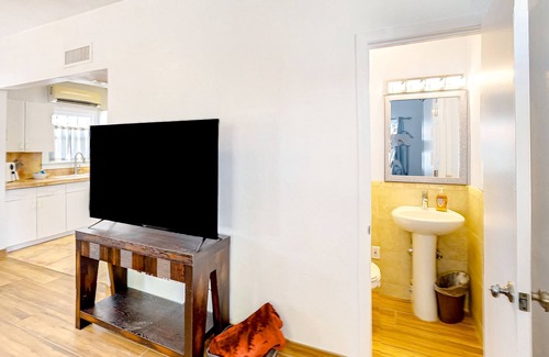 Blenman-Elm Casa | Sunny home with old-school charm, fireplace, grill, & covered patio - dogs ok