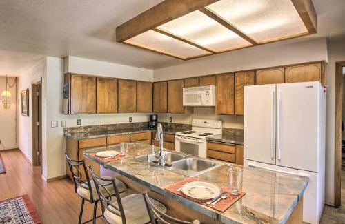 Post Falls Casa | Sunny Home with Patio Less Than 10 Mi to Lake Coeur dAlene