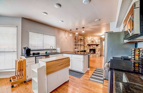 North San Antonio - SAT Casa | Sunny home with private outdoor pool, enclosed backyard, desks, W/D, AC
