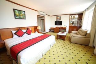 Ngoc Khanh Hotel | Sunny Hotel 1