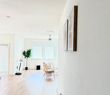 McNeil Casa | Sunny House