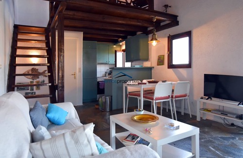 Kea Casa | Casa soleada con una gran vista al mar y una piscina
