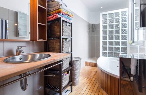 Cimiez Apartamento | Loft soleado con vista increíble! ¡Caminando por todos lados!