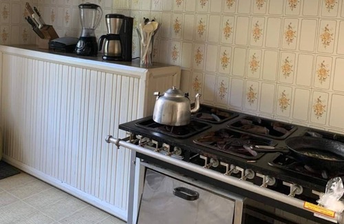 Alto da Boa Vista Casa | Sunny Mansion with Pool
