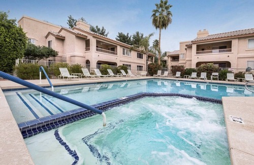 Central Scottsdale Condominio | Tranquilo, limpio, mejorado McCormick Ranch Scottsdale 2bd Condo vacaciones corporativas