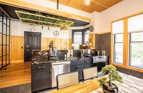 Federal Hill Apartamento | SUNNY- Nordic-Inspired Flat. Intimate & Beautiful
