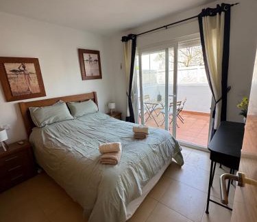 Alhama de Murcia Apartamento | Sunny Oasis Retreat in Condado del Alhama