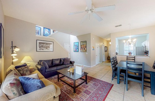 Regal Palms Casa | Sunny Oasis