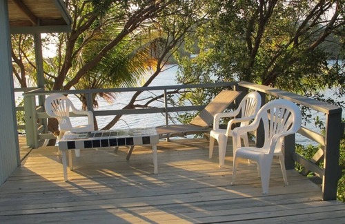 Fulladoza Bay Villa | NUEVO * Sunny Oceanfront Villa: terrazas grandes, vista increíble