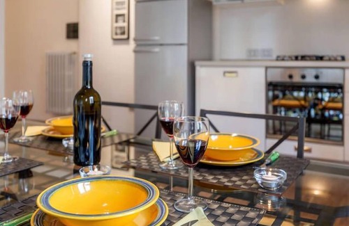 Le Cure Apartamento | Sunny Open Space with Terrace close to EUI with free parking nearby!