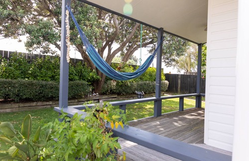 Papamoa Beach Casa | Sunny Pap beach house - filled with sun. ☀️🌊