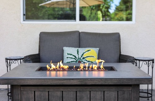 Columbia Casa | Sunny Pines :: Pool & Spa + Backyard Oasis!