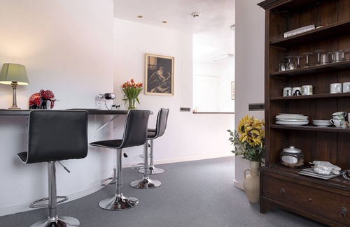 Bloemendaal Apartamento | Apartment on a dune. Great location! Close to the sea & Amsterdam.