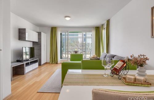 Petrcane Apartamento | Sunny Resort apartment Aurora Green
