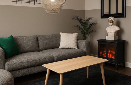 Spanga - Tensta Apartamento | Sunny room on top floor -pet friendly