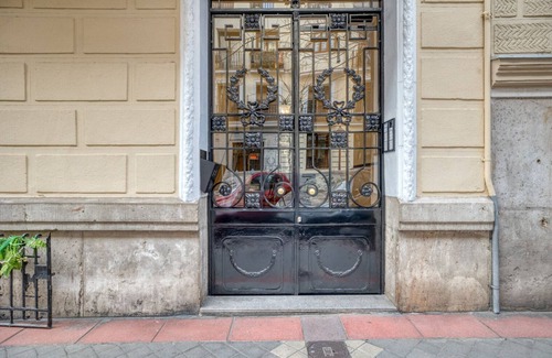 Goya Apartamento | Sunny Salamanca 2BR w/ Doorman nr El Retiro Park, by Blueground