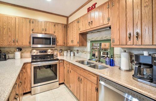 Sapphire Casa | Sunny Sapphire Townhome with Resort Amenities!