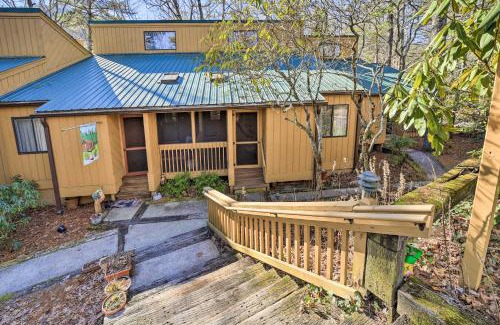 Sapphire Casa | Sunny Sapphire Townhome with Resort Amenities!