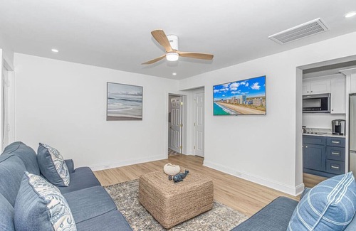 Myrtle Beach Casa | Sunny Shore Retreat Near Beach!