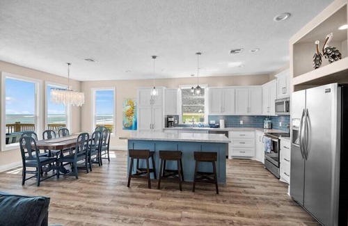 Port Bolivar Villa | Sunny Shores Beachfront Villa
