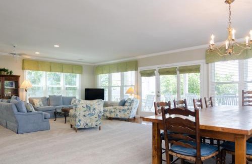 South End Casa | Sunny Side by Bryant Real Estate