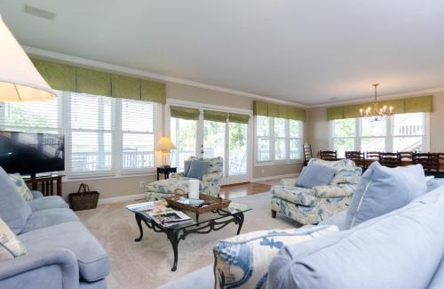 South End Casa | Sunny Side by Bryant Real Estate