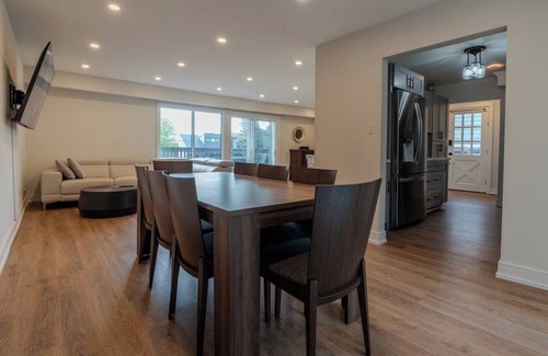 Georgina Casa | Sunny Side Retreat