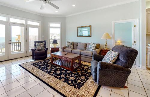 Audubon Place Casa | Sunny Side Up