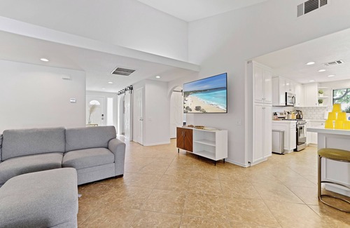 Bermuda Dunes Casa | Sunny SoCal Escape: Pool, Spa & Air Hockey Fun