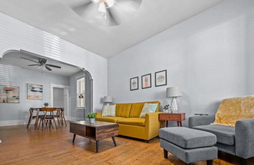 St. Louis Casa | Sunny South City Haven 2BR Getaway